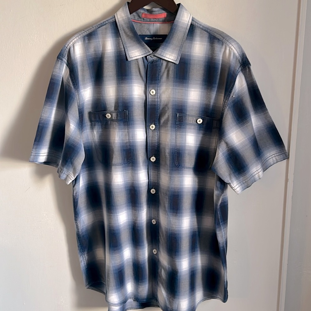 Tommy Bahama Men’s Short Sleeve Causal Button Down Plaid Every Day Camp Shirt